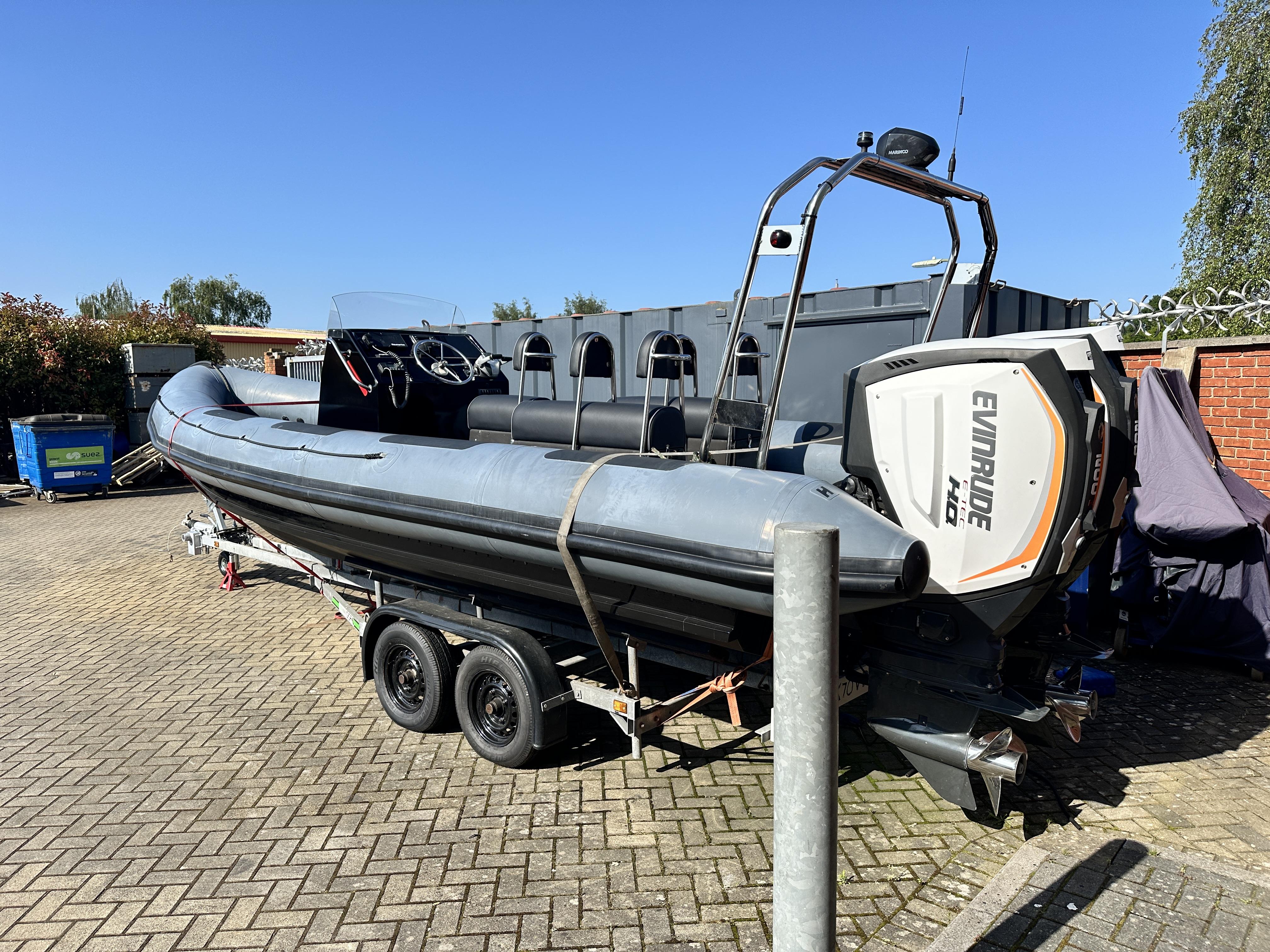 Halmatic 8 mtr rib